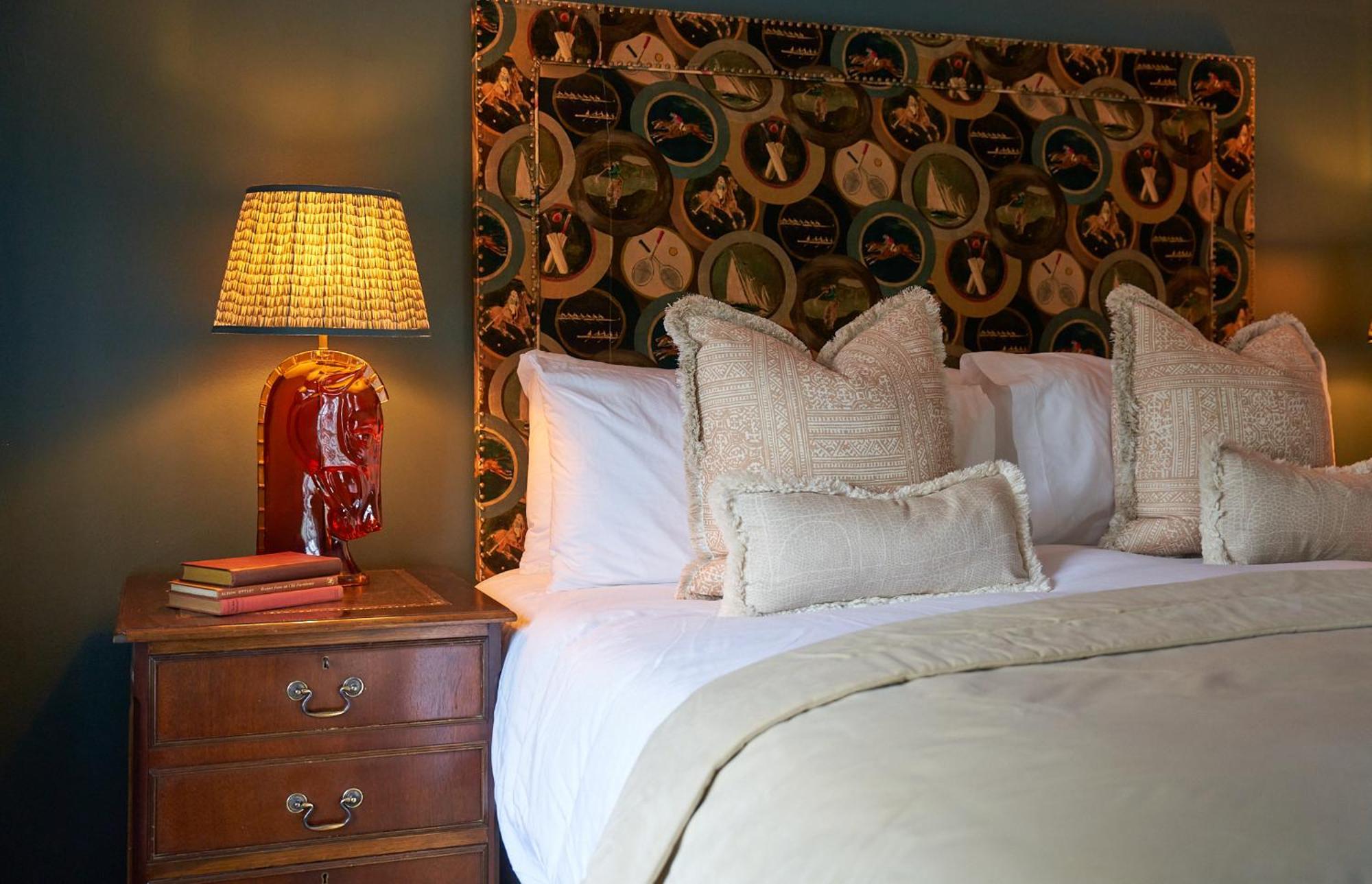 The Chestnut Horse Hotel Winchester Eksteriør billede